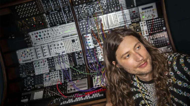 Ludwig Göransson no cree que la inteligencia artificial pueda crear arte